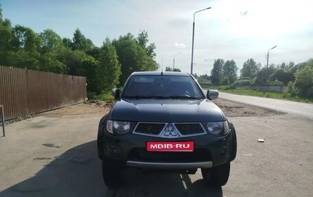 Mitsubishi L200 IV рестайлинг, 2011 год, 1 150 000 рублей, 1 фотография