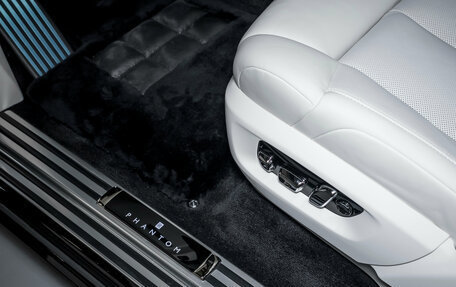 Rolls-Royce Phantom VIII, 2025 год, 96 500 000 рублей, 23 фотография