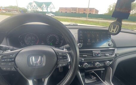 Honda Accord IX рестайлинг, 2019 год, 3 300 000 рублей, 5 фотография