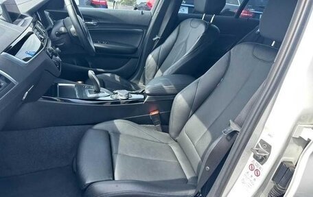 BMW 1 серия, 2018 год, 950 000 рублей, 15 фотография