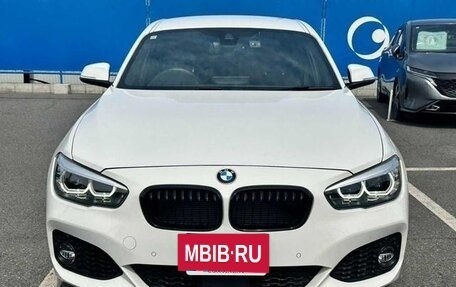 BMW 1 серия, 2018 год, 950 000 рублей, 3 фотография