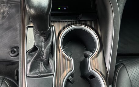 Toyota Camry, 2018 год, 3 000 000 рублей, 13 фотография