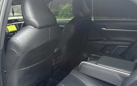 Toyota Camry, 2018 год, 3 000 000 рублей, 23 фотография