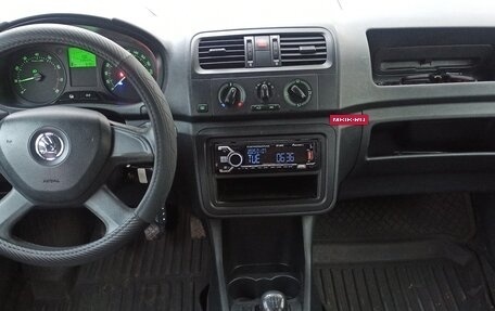 Skoda Fabia II, 2013 год, 470 000 рублей, 2 фотография