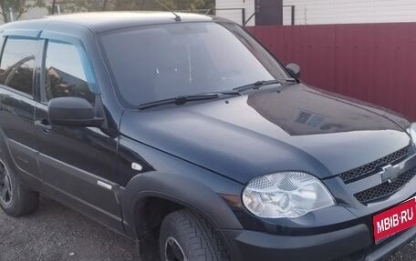 Chevrolet Niva I рестайлинг, 2012 год, 548 000 рублей, 1 фотография