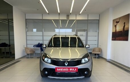 Renault Sandero I, 2014 год, 800 000 рублей, 2 фотография