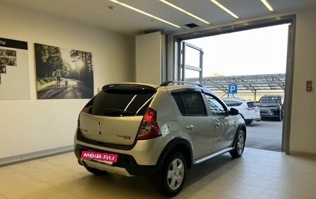 Renault Sandero I, 2014 год, 800 000 рублей, 4 фотография