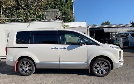Mitsubishi Delica D:5 I, 2021 год, 2 650 007 рублей, 6 фотография