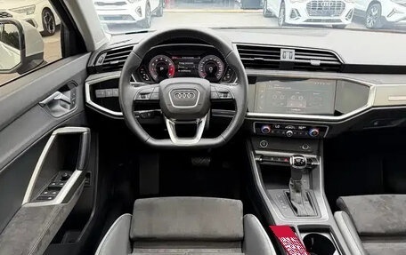 Audi Q3, 2022 год, 2 470 009 рублей, 10 фотография