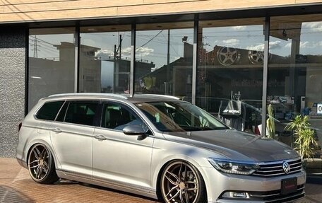 Volkswagen Passat B8 рестайлинг, 2018 год, 1 240 010 рублей, 2 фотография