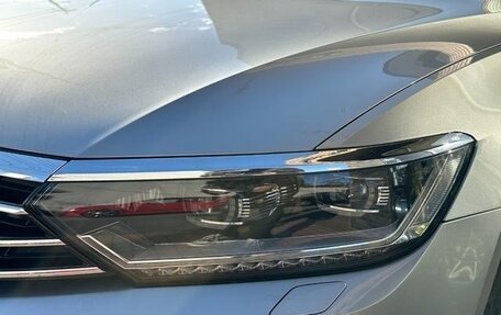 Volkswagen Passat B8 рестайлинг, 2018 год, 1 240 010 рублей, 16 фотография