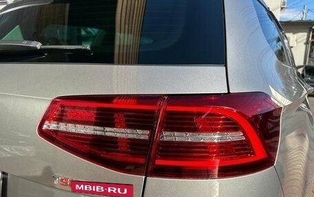 Volkswagen Passat B8 рестайлинг, 2018 год, 1 240 010 рублей, 11 фотография