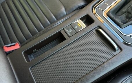 Volkswagen Passat B8 рестайлинг, 2018 год, 1 240 010 рублей, 25 фотография