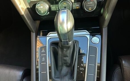 Volkswagen Passat B8 рестайлинг, 2018 год, 1 240 010 рублей, 24 фотография
