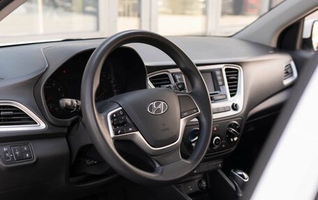 Hyundai Solaris II рестайлинг, 2020 год, 1 350 000 рублей, 11 фотография