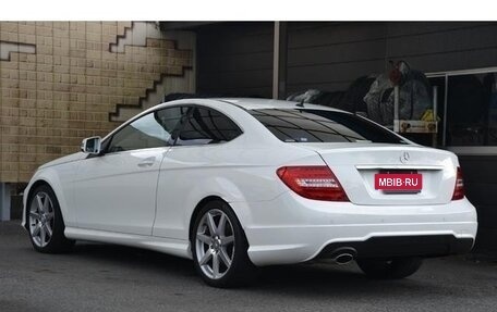 Mercedes-Benz C-Класс, 2014 год, 1 100 000 рублей, 5 фотография
