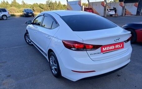 Hyundai Elantra VI рестайлинг, 2016 год, 1 290 000 рублей, 5 фотография