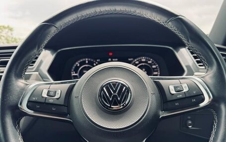 Volkswagen Tiguan II, 2018 год, 1 530 010 рублей, 8 фотография