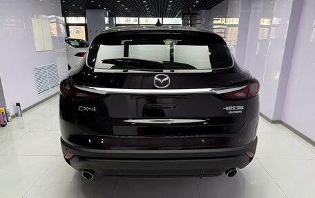 Mazda CX-4, 2022 год, 1 880 000 рублей, 3 фотография