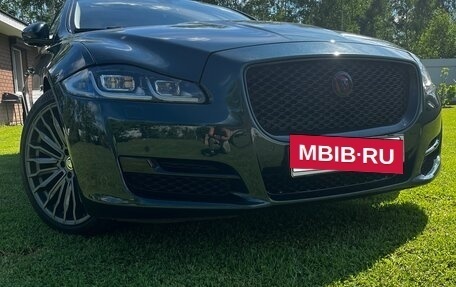 Jaguar XJ IV (X351), 2017 год, 2 500 000 рублей, 8 фотография