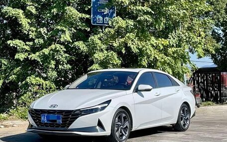 Hyundai Elantra, 2021 год, 1 125 000 рублей, 2 фотография