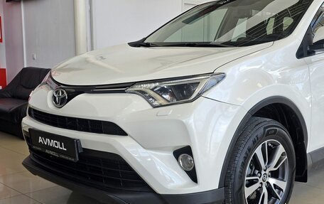 Toyota RAV4, 2016 год, 2 249 000 рублей, 3 фотография
