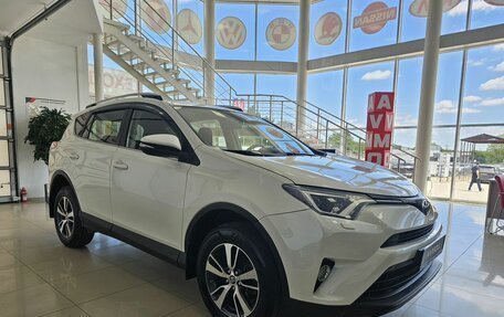 Toyota RAV4, 2016 год, 2 249 000 рублей, 6 фотография