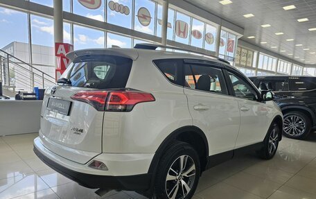 Toyota RAV4, 2016 год, 2 249 000 рублей, 10 фотография