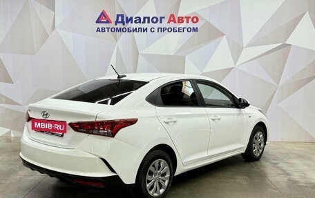Hyundai Solaris II рестайлинг, 2021 год, 1 700 000 рублей, 6 фотография