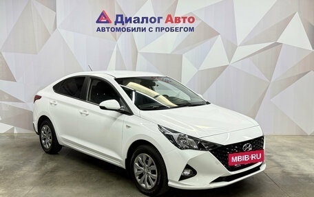 Hyundai Solaris II рестайлинг, 2021 год, 1 700 000 рублей, 3 фотография