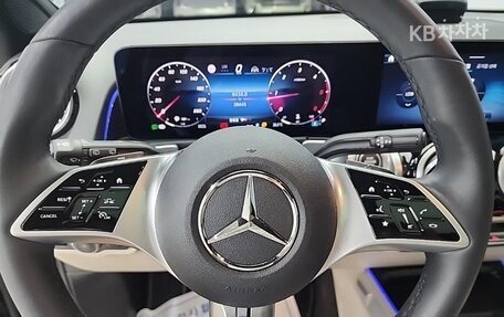 Mercedes-Benz GLB, 2024 год, 3 526 000 рублей, 6 фотография