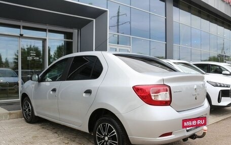 Renault Logan II, 2018 год, 840 000 рублей, 4 фотография