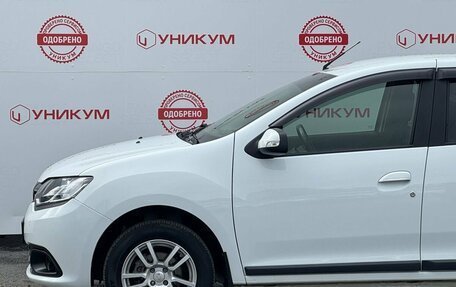 Renault Logan II, 2015 год, 749 000 рублей, 12 фотография