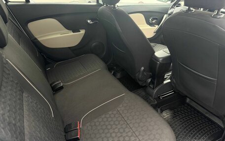 Renault Logan II, 2015 год, 749 000 рублей, 33 фотография