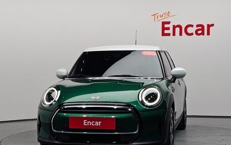 MINI Hatch, 2022 год, 1 512 000 рублей, 3 фотография