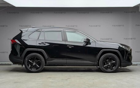 Toyota RAV4, 2021 год, 3 599 000 рублей, 4 фотография