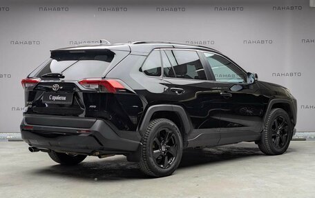 Toyota RAV4, 2021 год, 3 599 000 рублей, 5 фотография