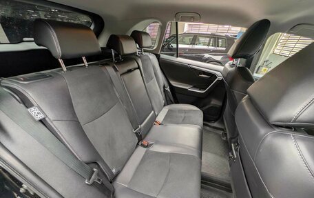 Toyota RAV4, 2021 год, 3 599 000 рублей, 12 фотография