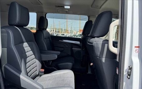 Mitsubishi Delica D:5 I, 2023 год, 2 900 000 рублей, 16 фотография
