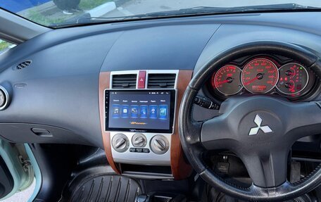 Mitsubishi Colt VI рестайлинг, 2004 год, 480 000 рублей, 16 фотография