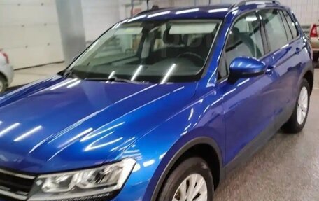 Volkswagen Tiguan II, 2019 год, 2 149 000 рублей, 4 фотография