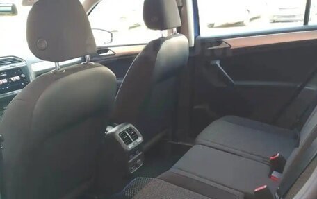 Volkswagen Tiguan II, 2019 год, 2 149 000 рублей, 11 фотография
