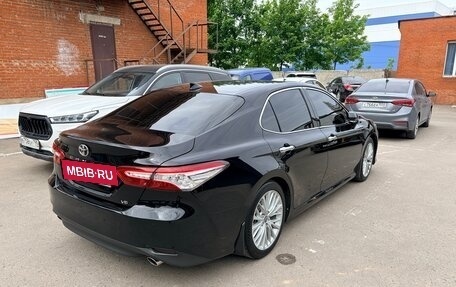 Toyota Camry, 2019 год, 2 999 999 рублей, 2 фотография