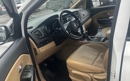 KIA Carnival III, 2020 год, 2 650 000 рублей, 9 фотография