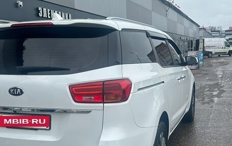 KIA Carnival III, 2020 год, 2 650 000 рублей, 12 фотография
