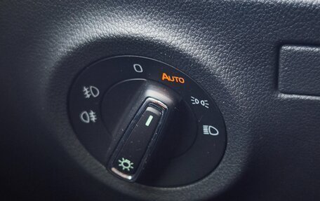 Skoda Rapid II, 2021 год, 2 300 000 рублей, 18 фотография