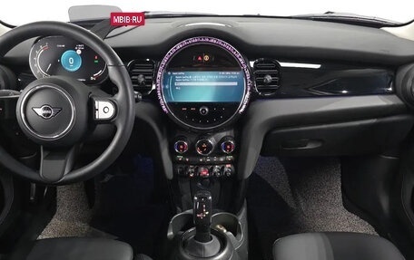 MINI Hatch, 2023 год, 1 440 000 рублей, 10 фотография