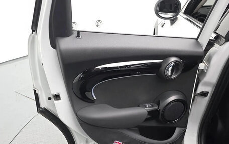 MINI Hatch, 2023 год, 1 440 000 рублей, 19 фотография