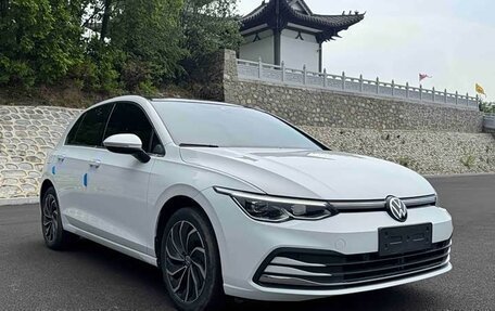 Volkswagen Golf VIII, 2023 год, 1 526 000 рублей, 2 фотография