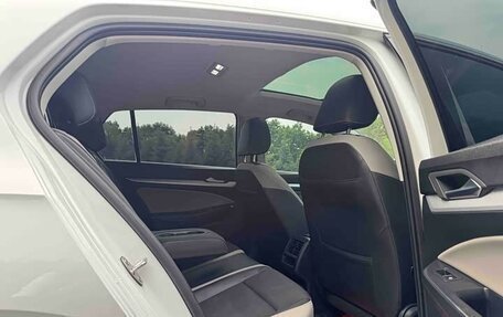 Volkswagen Golf VIII, 2023 год, 1 526 000 рублей, 16 фотография